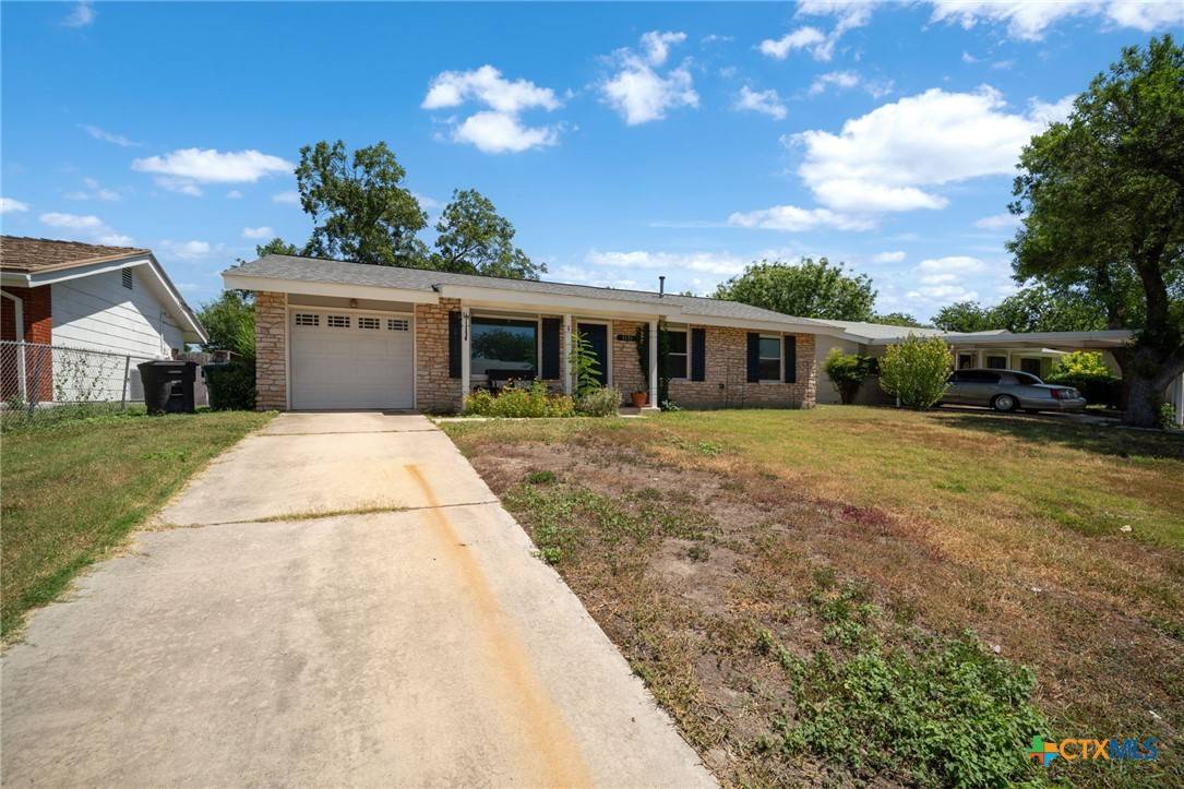 San Antonio, TX 78218,5131 Village WAY