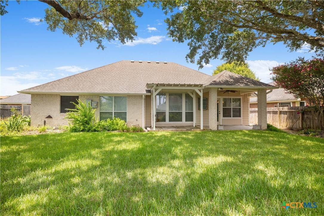 Victoria, TX 77904,322 Green Gable DR