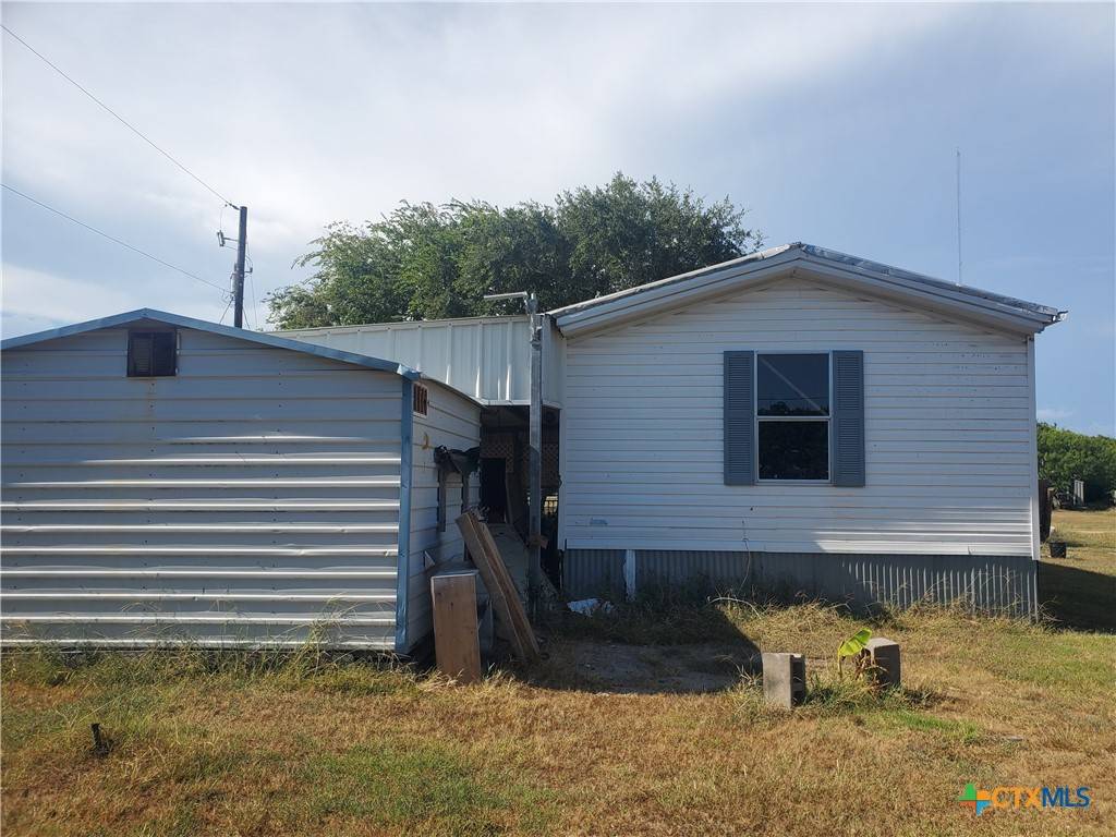 Seadrift, TX 77983,104 N Maple AVE