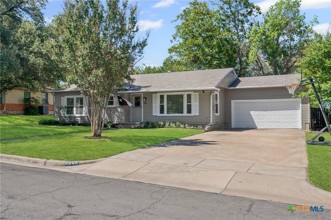 Waco, TX 76710,2206 Trinity DR