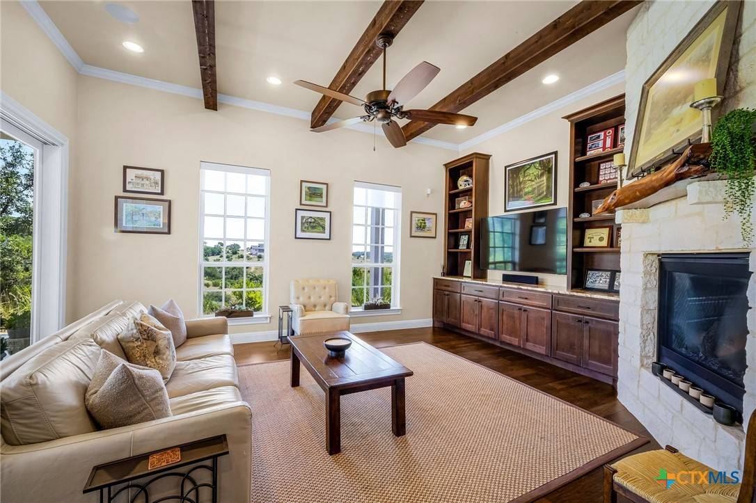 New Braunfels, TX 78132,1020 Comanche RDG