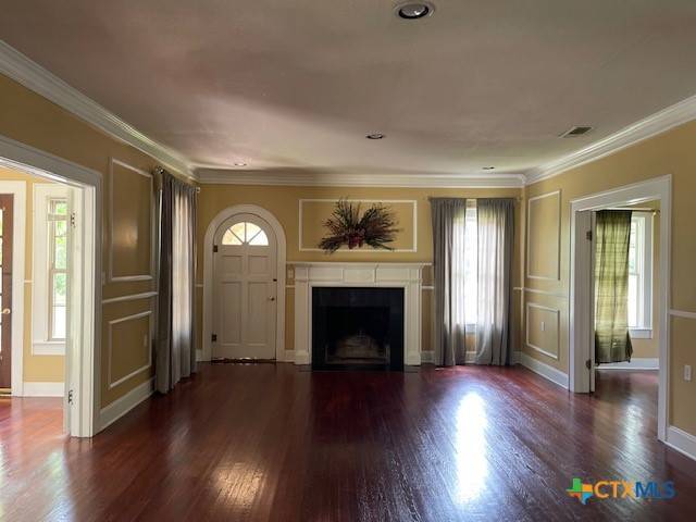 Cameron, TX 76520,1004 East 10th