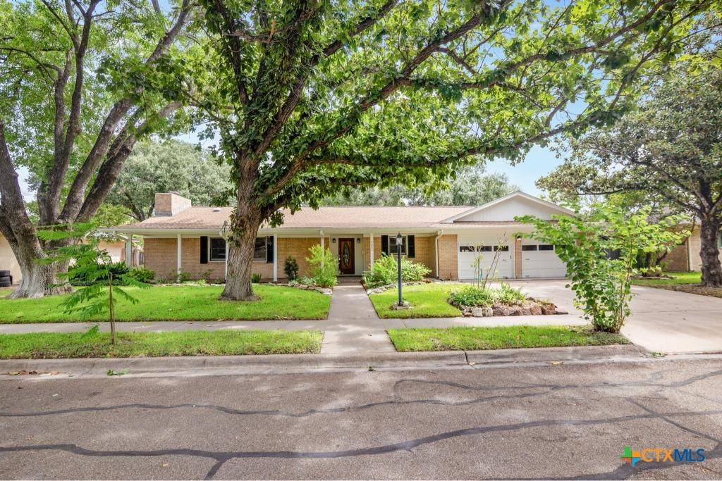 Victoria, TX 77904,104 Warwick Glen ST