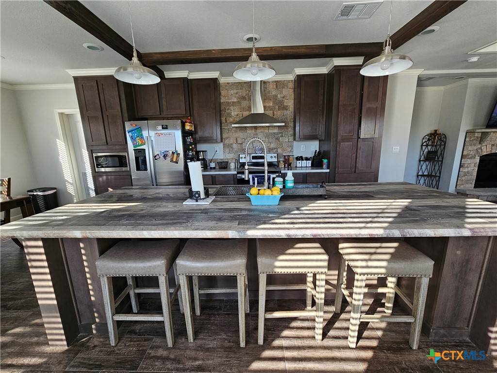 Pleasanton, TX 78064,2438 Ralph Coughran Rd RD