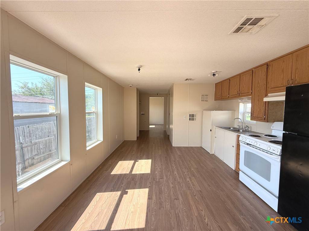 Killeen, TX 76549,7200 Clear Creek