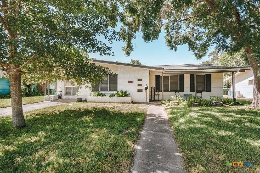 Victoria, TX 77904,706 Fern LN