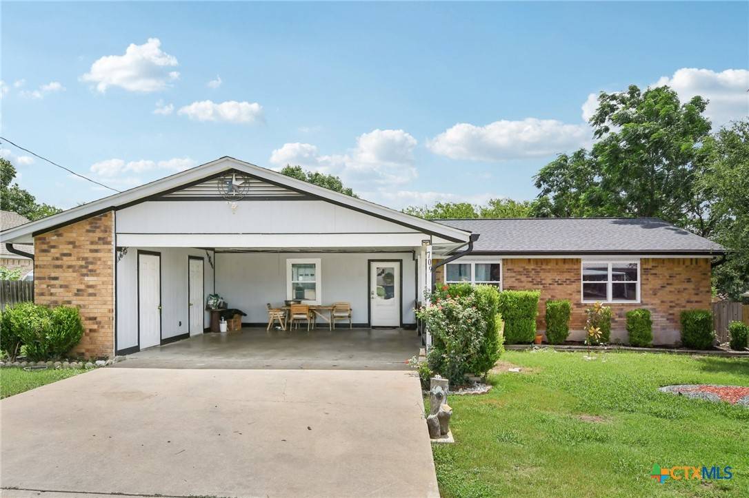 Burnet, TX 78611,709 Harvey AVE
