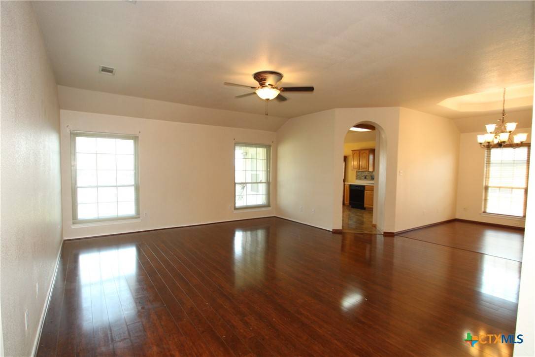 Killeen, TX 76542,5708 Montrose DR