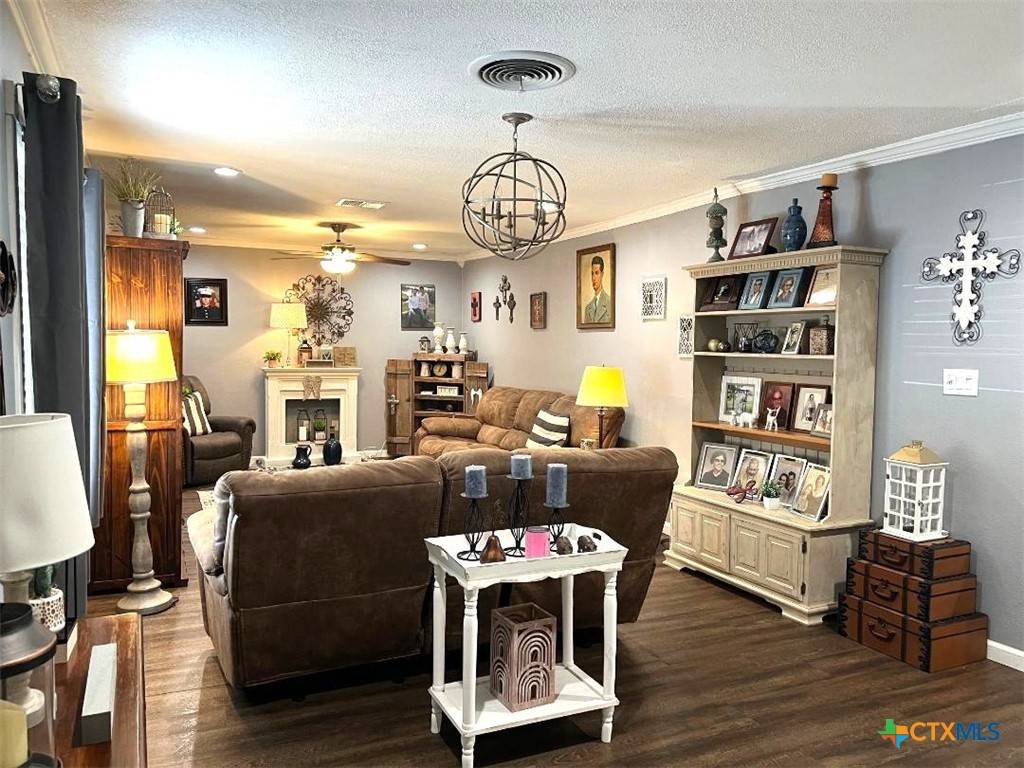 Edna, TX 77957,611 Jackson ST