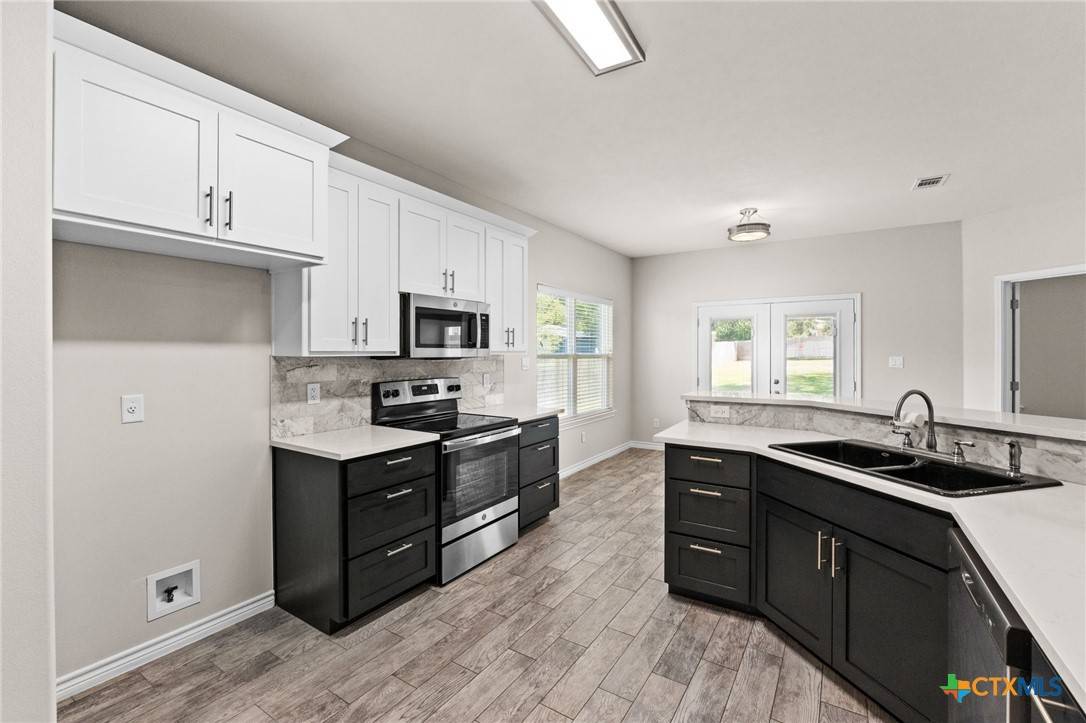 Lampasas, TX 76550,509 Brown ST