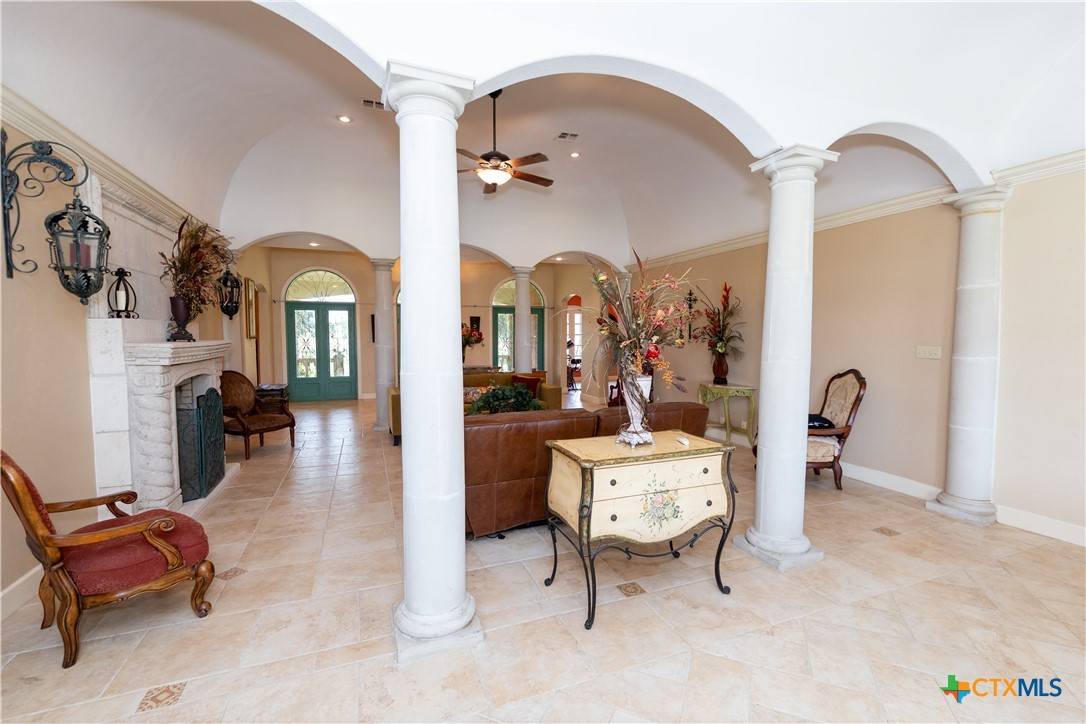Yoakum, TX 77995,603 CR 438 RD
