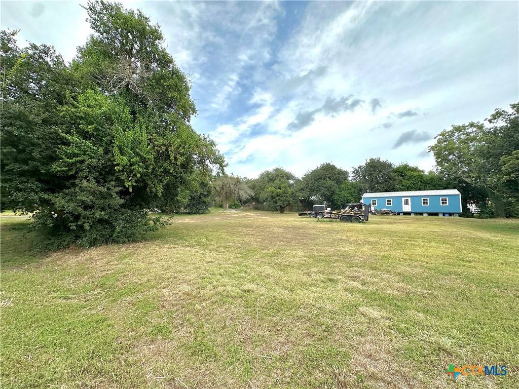 Victoria, TX 77901,400 W Church ST