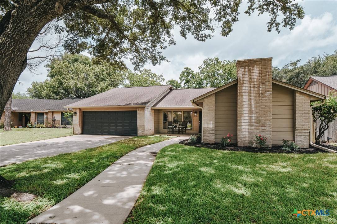 Victoria, TX 77904,505 Bramble Bush LN