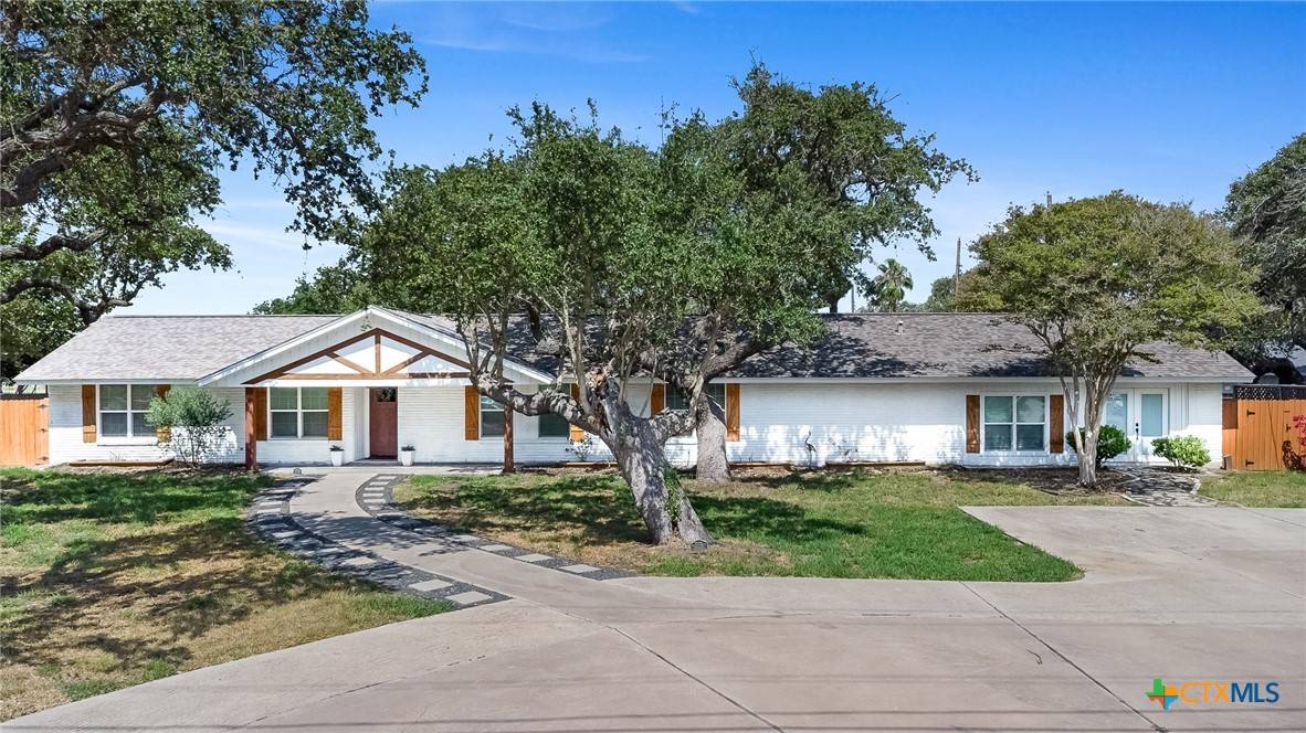 Rockport, TX 78382,1219 S Church ST