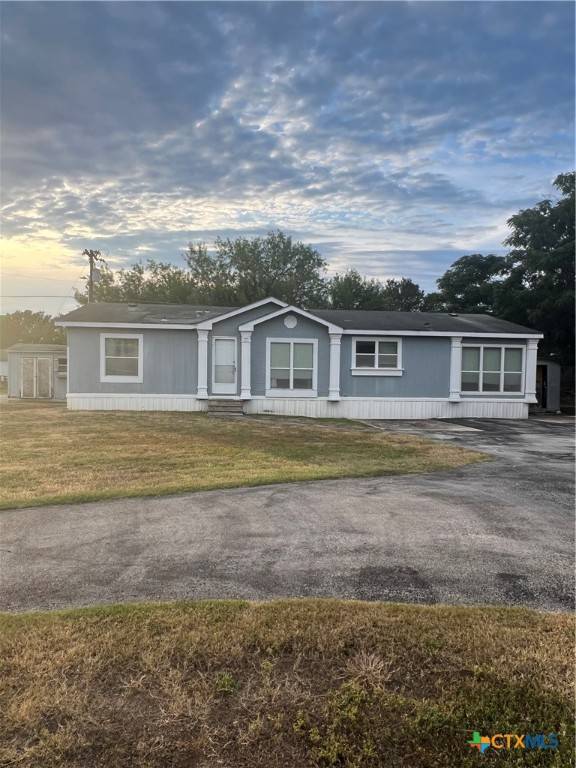 New Braunfels, TX 78130,307 E Zipp RD