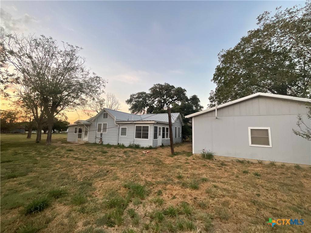 Yorktown, TX 78164,222 York ST