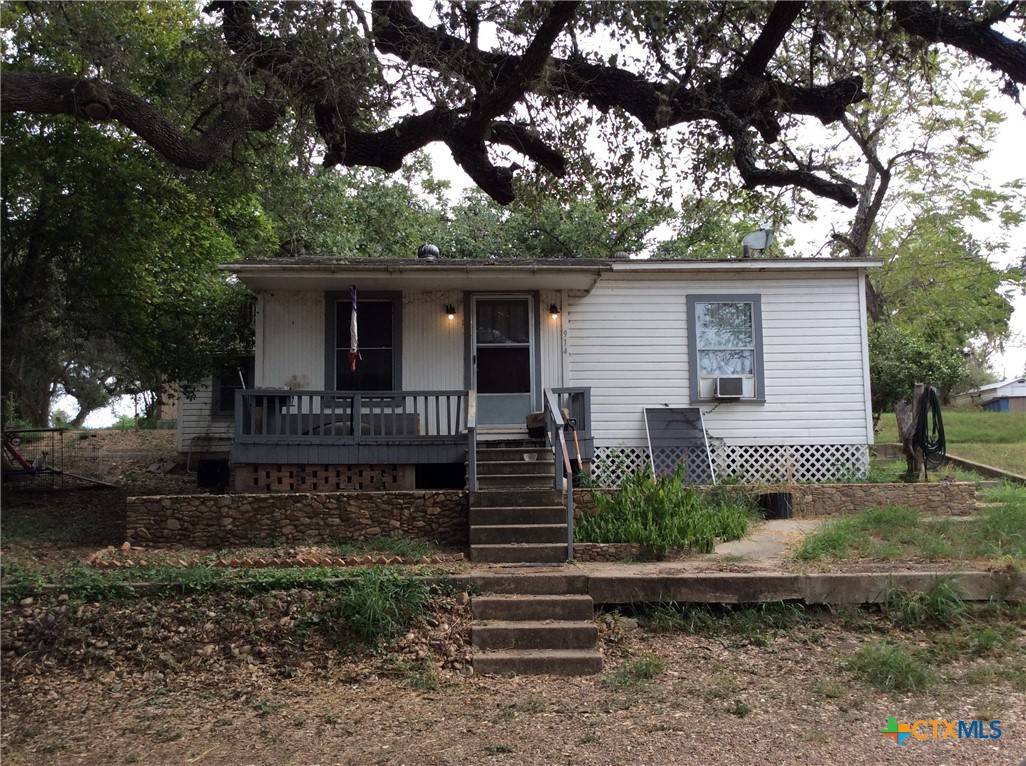 Cuero, TX 77954,914 Macarthur ST