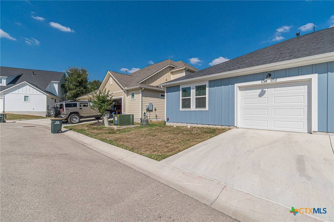 San Marcos, TX 78666,104 Menard DR #102
