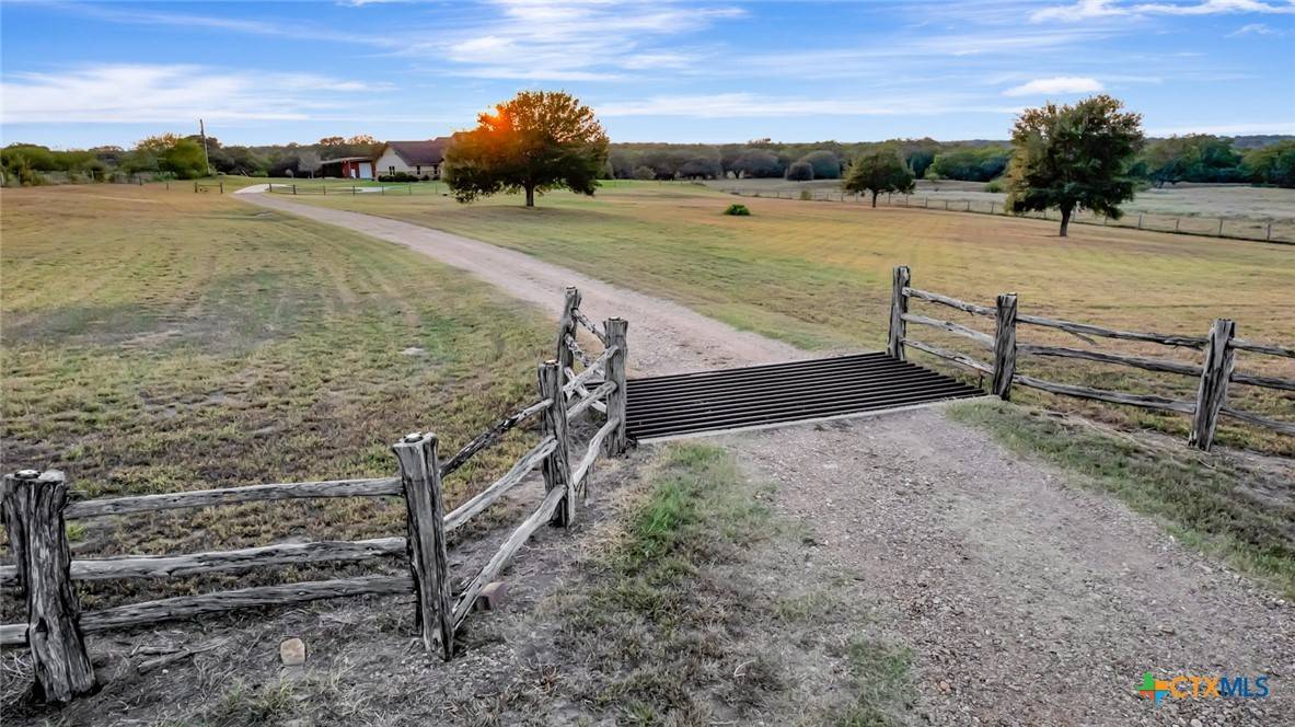 Yoakum, TX 77995,1682 County Road 310