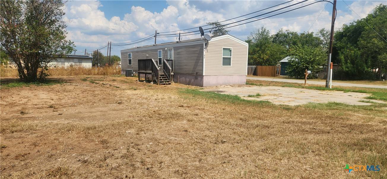 Sutherland Springs, TX 78161,414 14th ST