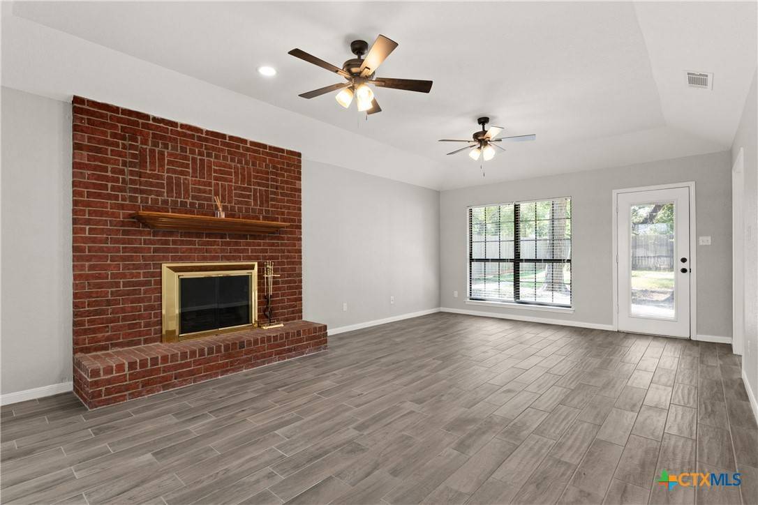 Belton, TX 76513,14 St Andrews PL