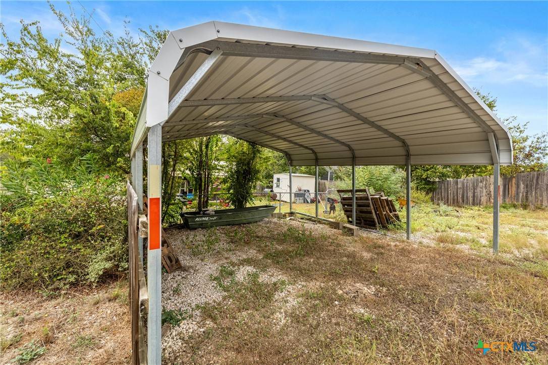 Lampasas, TX 76550,607 S Summer ST