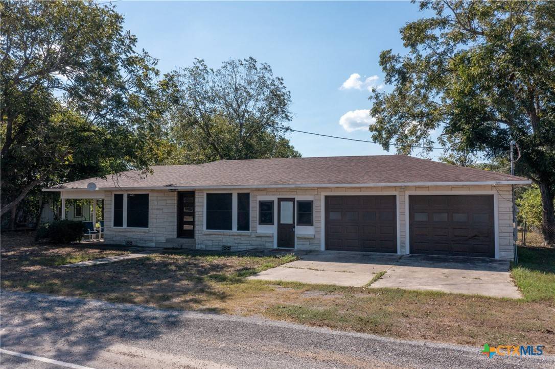 Weesatche, TX 77993,153 W Fm 884