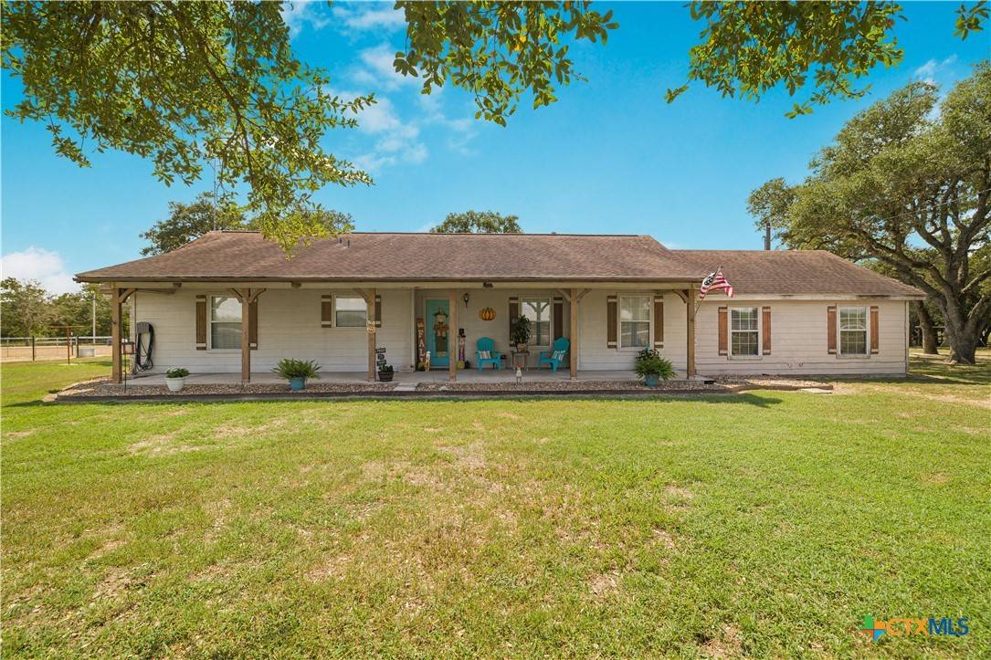 Goliad, TX 77963,104 Deer Trail Lane