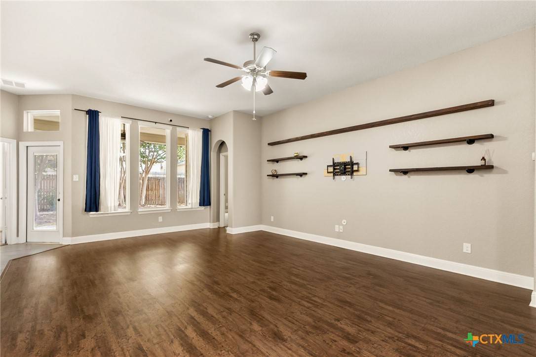 Cibolo, TX 78108,661 Bison LN