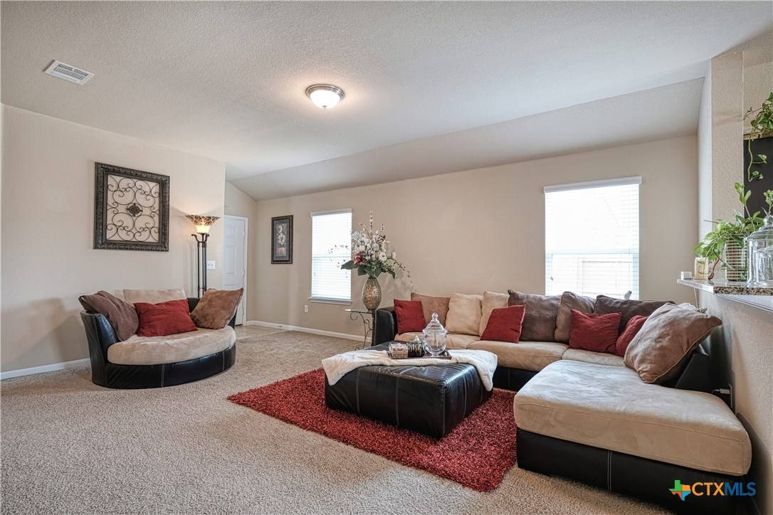 Austin, TX 78724,5821 Roderick DR