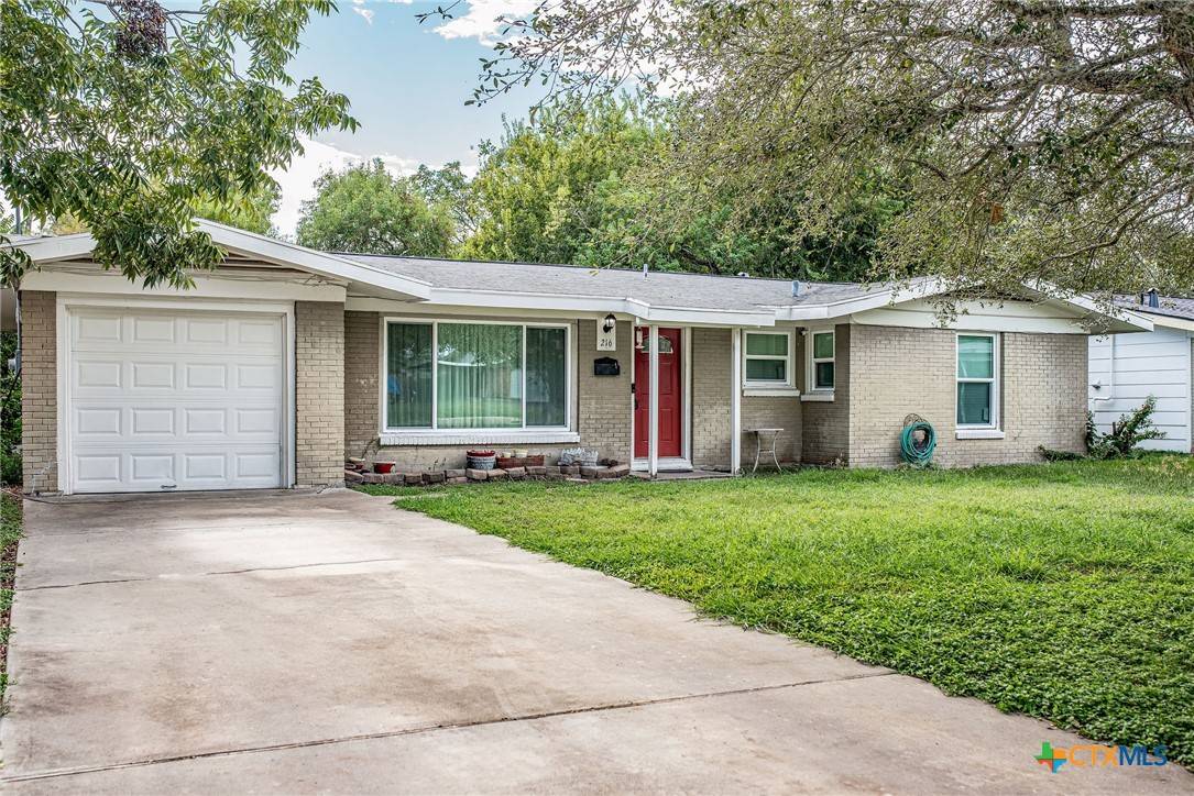 Port Lavaca, TX 77979,216 Bowie ST