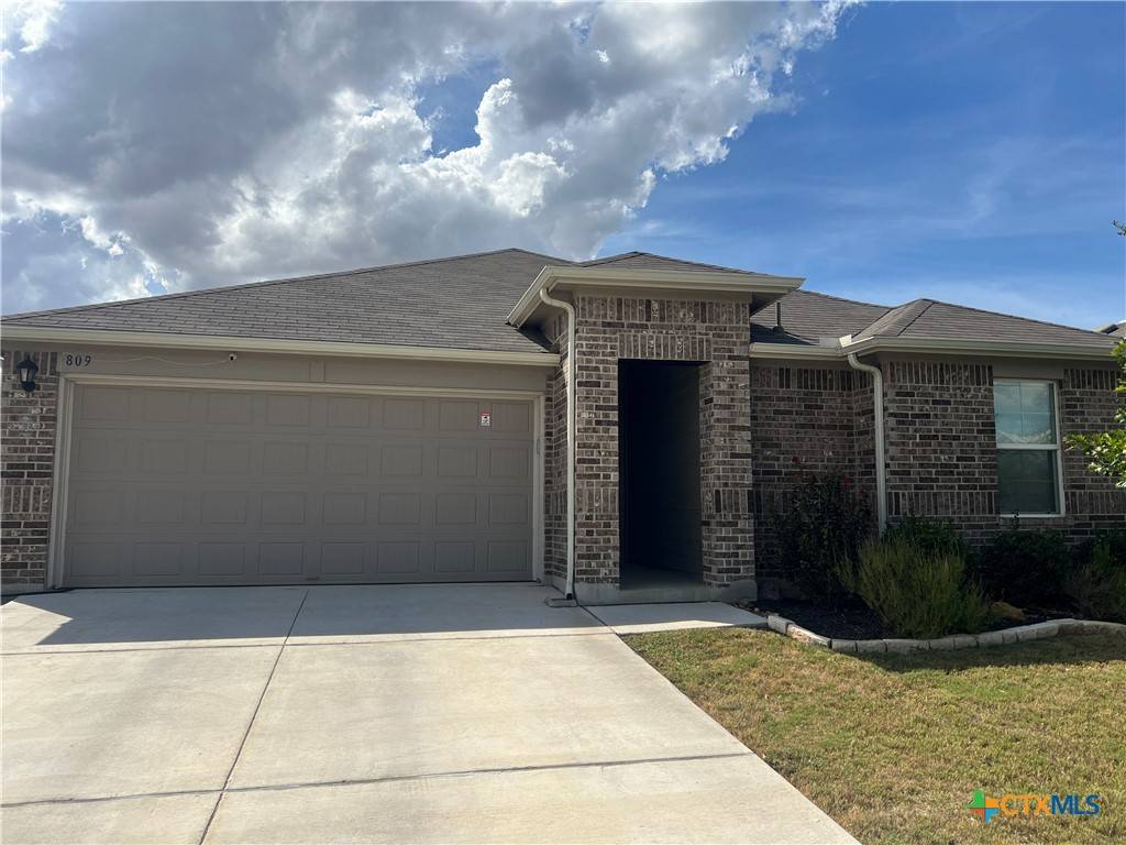 Seguin, TX 78155,809 Margay LOOP