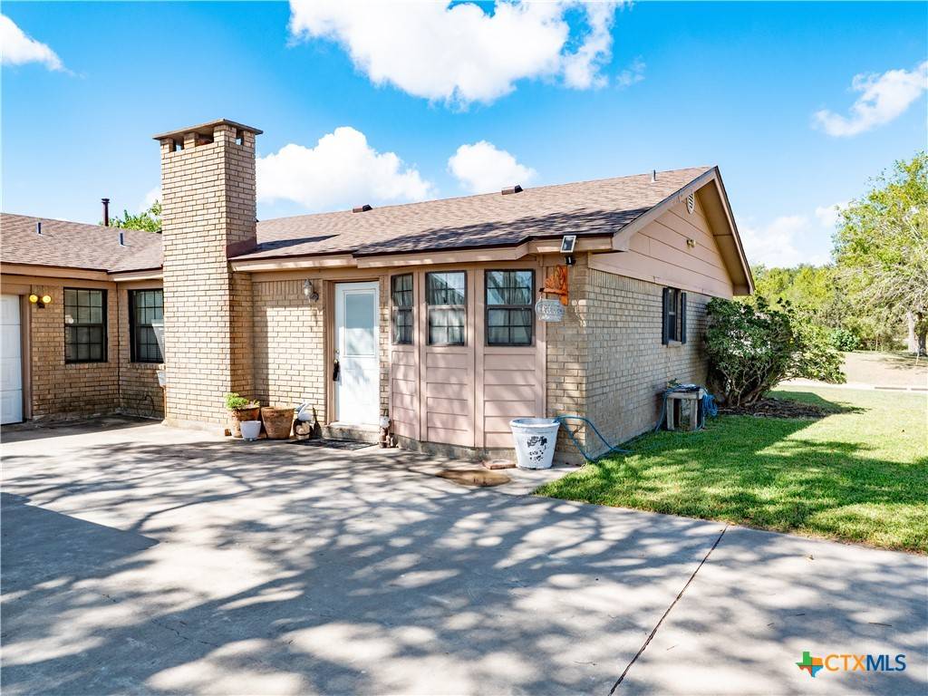 Port Lavaca, TX 77979,1704 Jackson ST