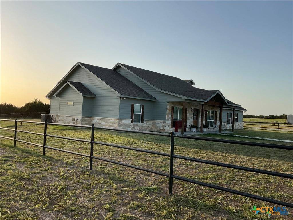 Gatesville, TX 76528,5851 Moccasin Bend RD