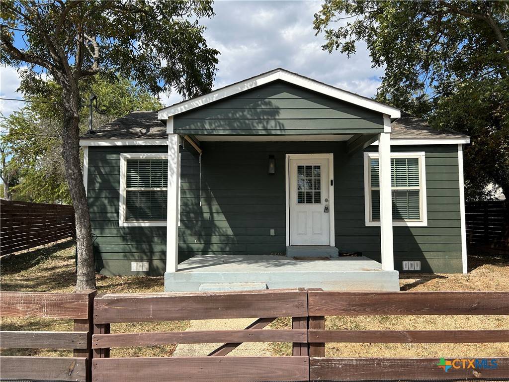 New Braunfels, TX 78130,1698 W Bridge ST