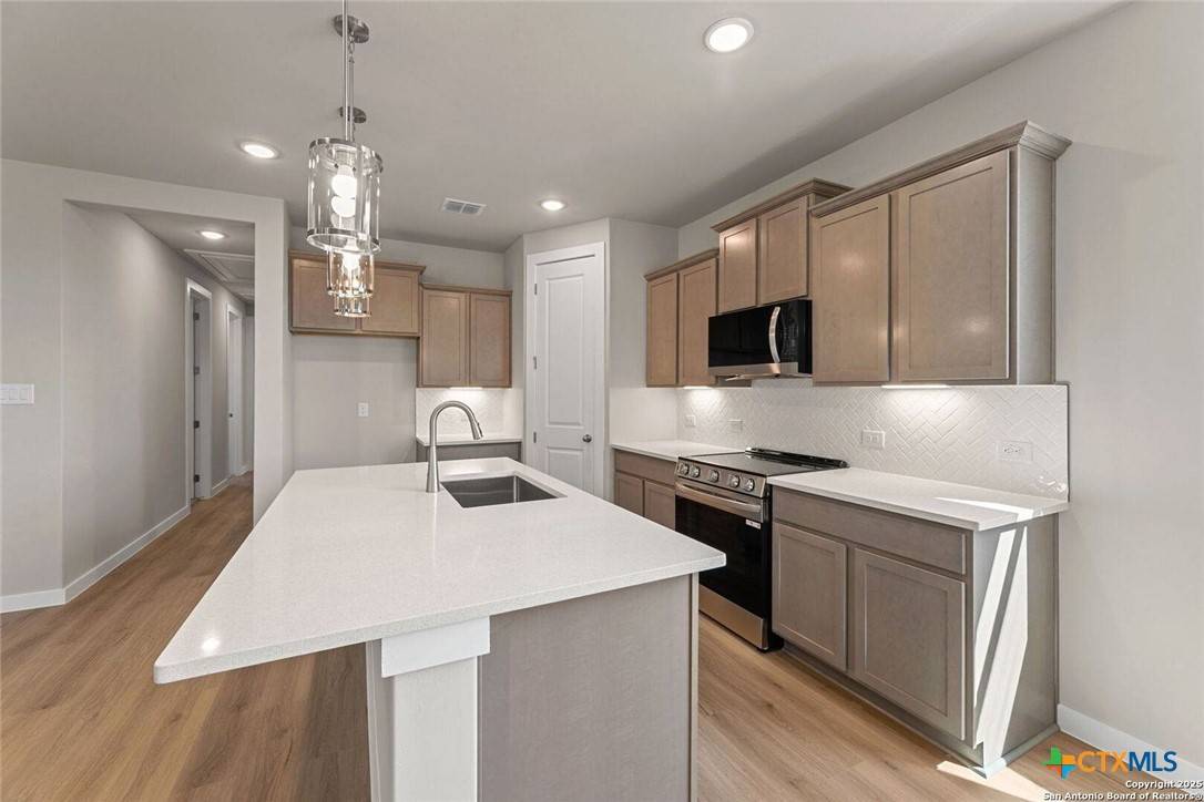 New Braunfels, TX 78130,741 Whitman ST