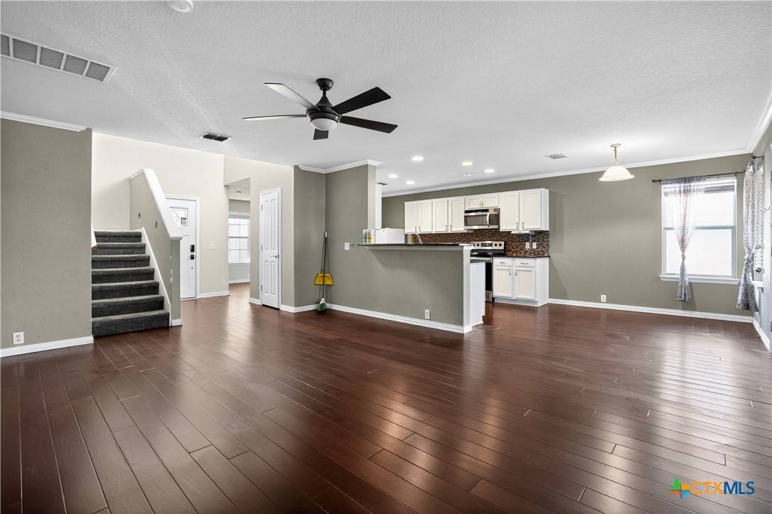 Schertz, TX 78108,5424 Storm King