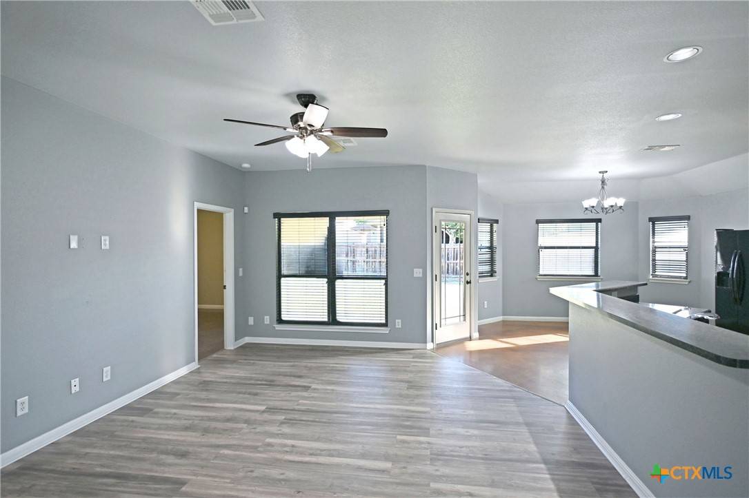 New Braunfels, TX 78130,2207 Hazelwood