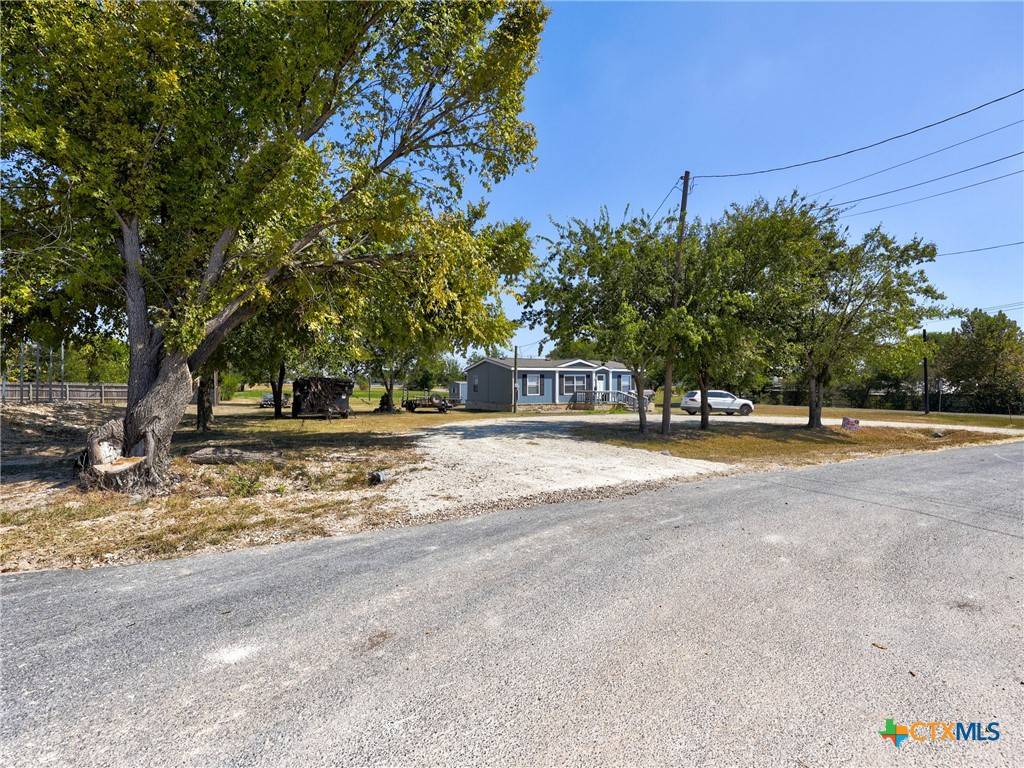 Jarrell, TX 76537,206 N 6th ST
