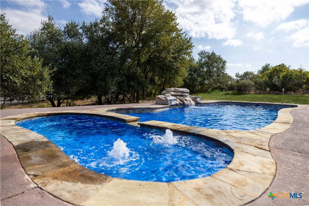 New Braunfels, TX 78132,110 Longwood