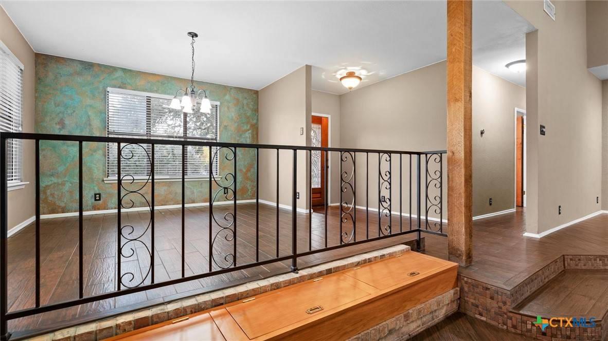 San Antonio, TX 78266,9521 Sumac CIR