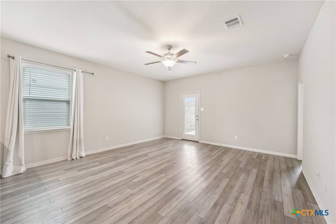 Liberty Hill, TX 78642,320 Freedom Park AVE