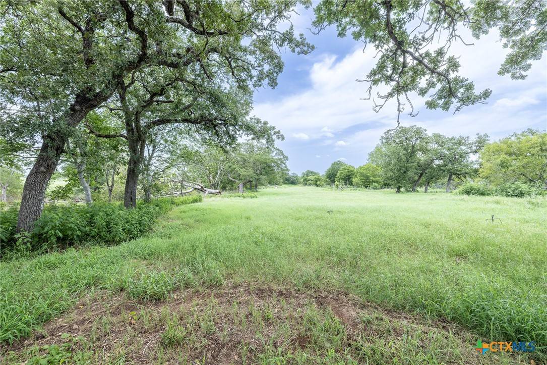 Gonzales, TX 78629,4771 County Road 228