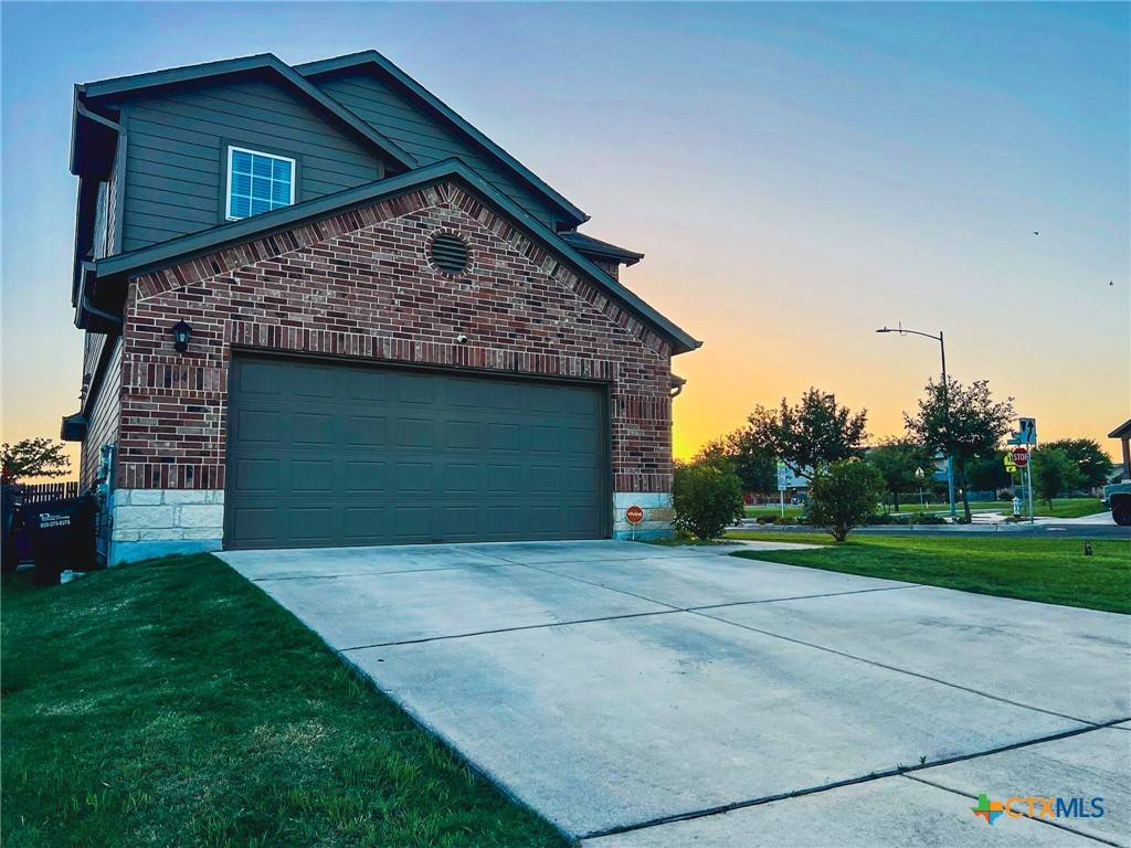 San Marcos, TX 78666,104 Blair CT