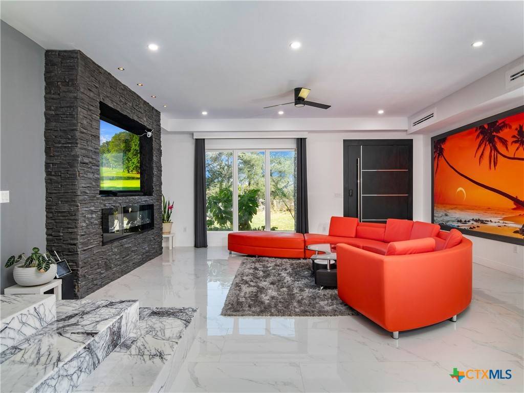 Canyon Lake, TX 78133,629 Lake Island DR