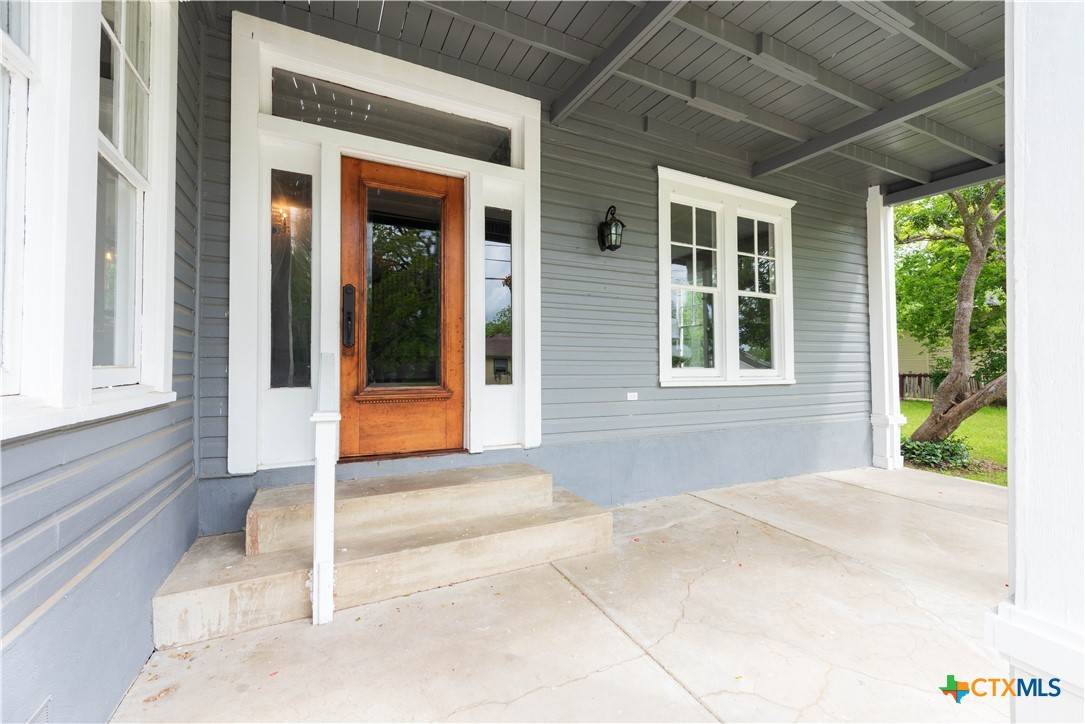 Gonzales, TX 78629,219 Thornton ST