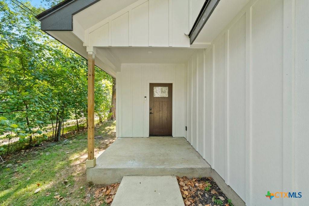 New Braunfels, TX 78130,166 Satterfield RD