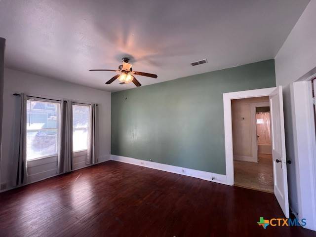 New Braunfels, TX 78130,163 N Sycamore AVE