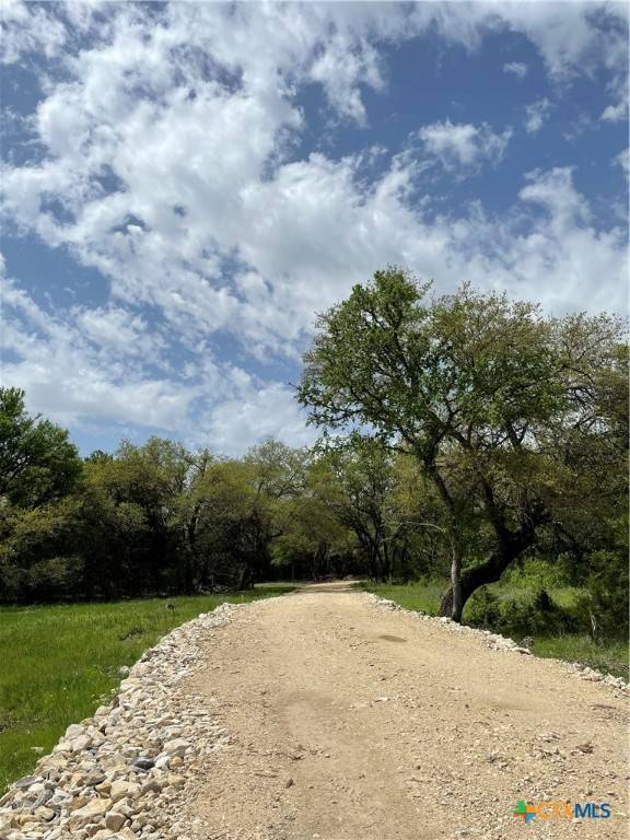 Georgetown, TX 78633,2887 CR 255 - FAMILY COMPOUND