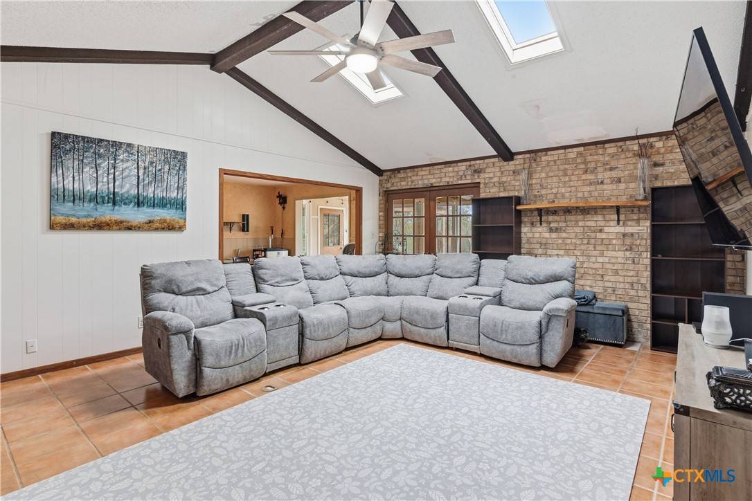 New Braunfels, TX 78130,384 Waterway PASS